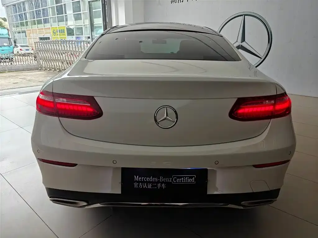 Mercedes-Benz E-Class (Import) — фото 3