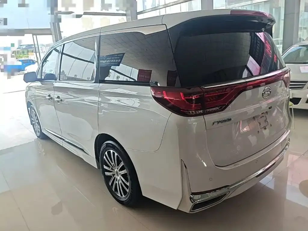 GAC Motor Trumpchi M8 — фото 3