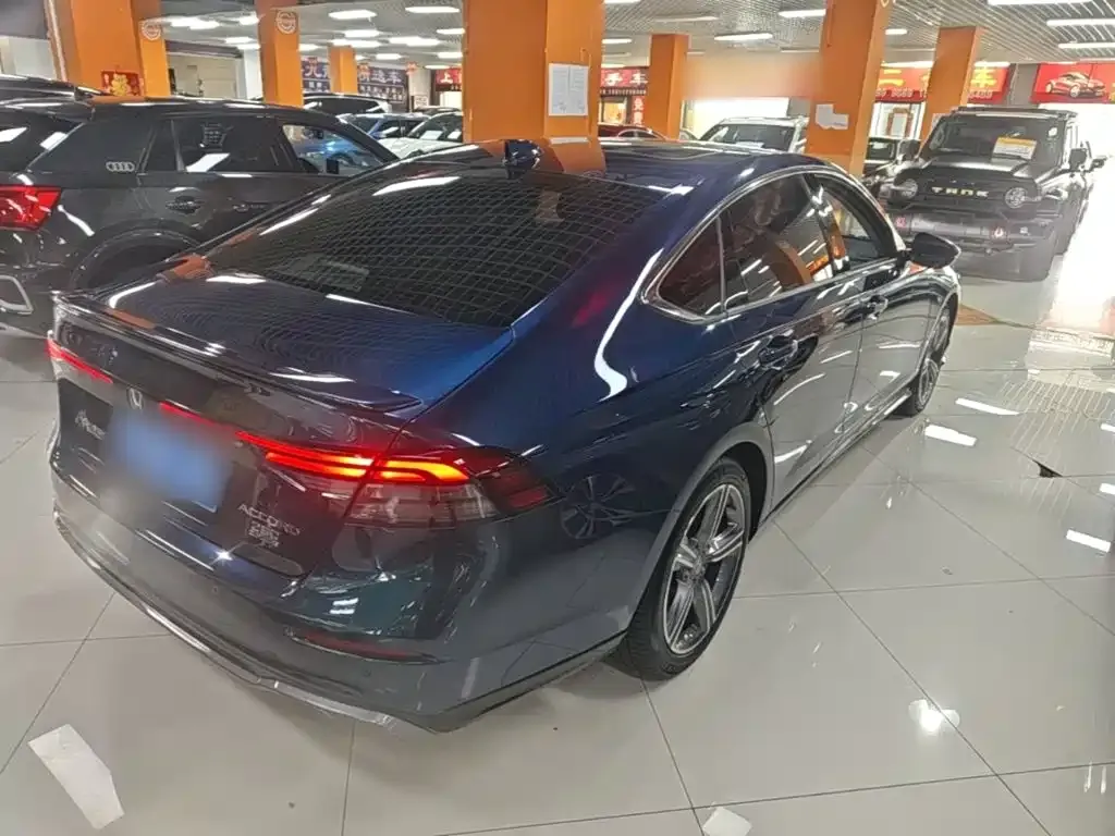 Honda Accord — фото 5