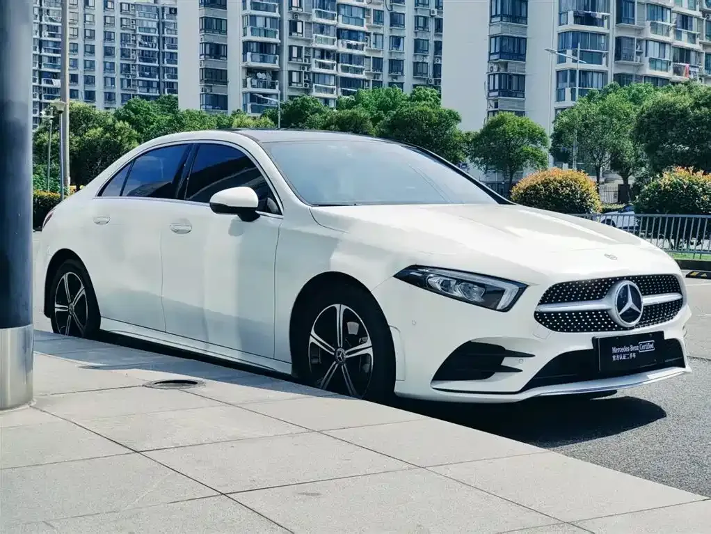 Mercedes-Benz A-Class — фото 10
