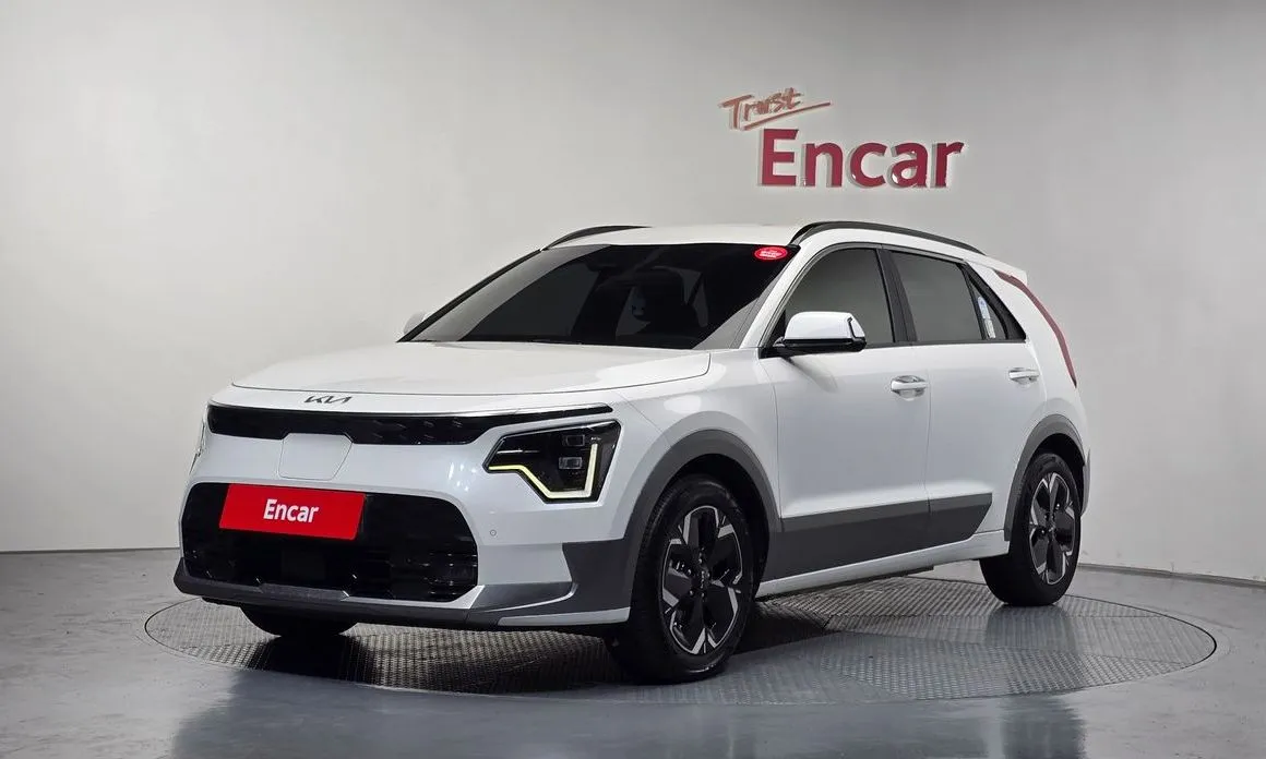 Kia Niro — фото 1
