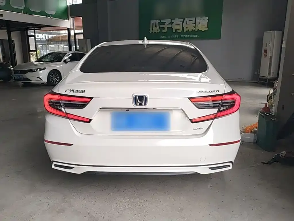 Honda Accord — фото 5
