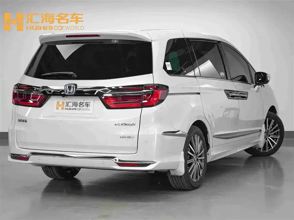 Honda Elysion 2024 из CN, фото 4