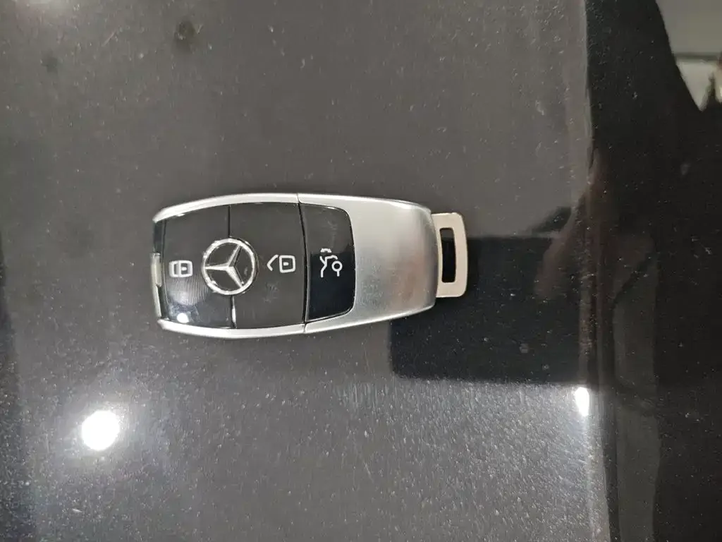 Mercedes-Benz E-Class New Energy — фото 2