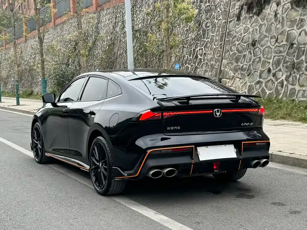 Changan UNI-V 2023 из CN, фото 8