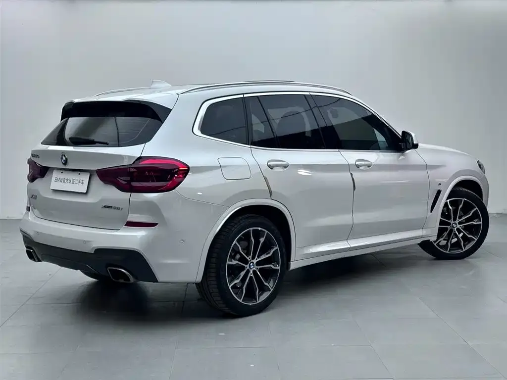 BMW X3 — фото 7