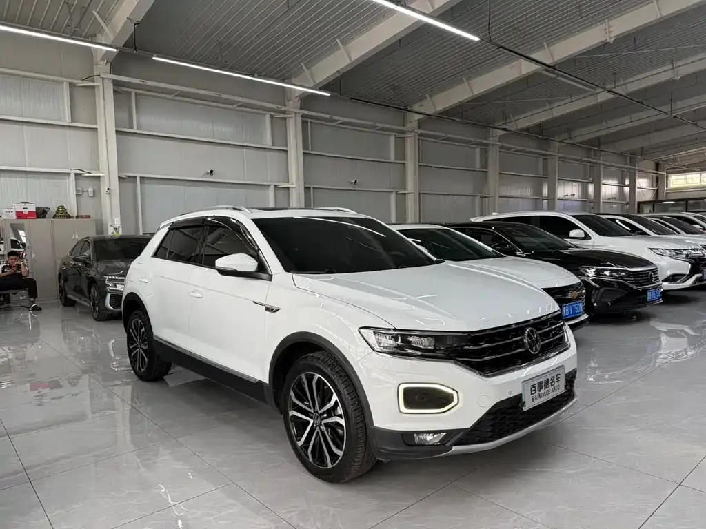 Volkswagen T-Roc — фото 5