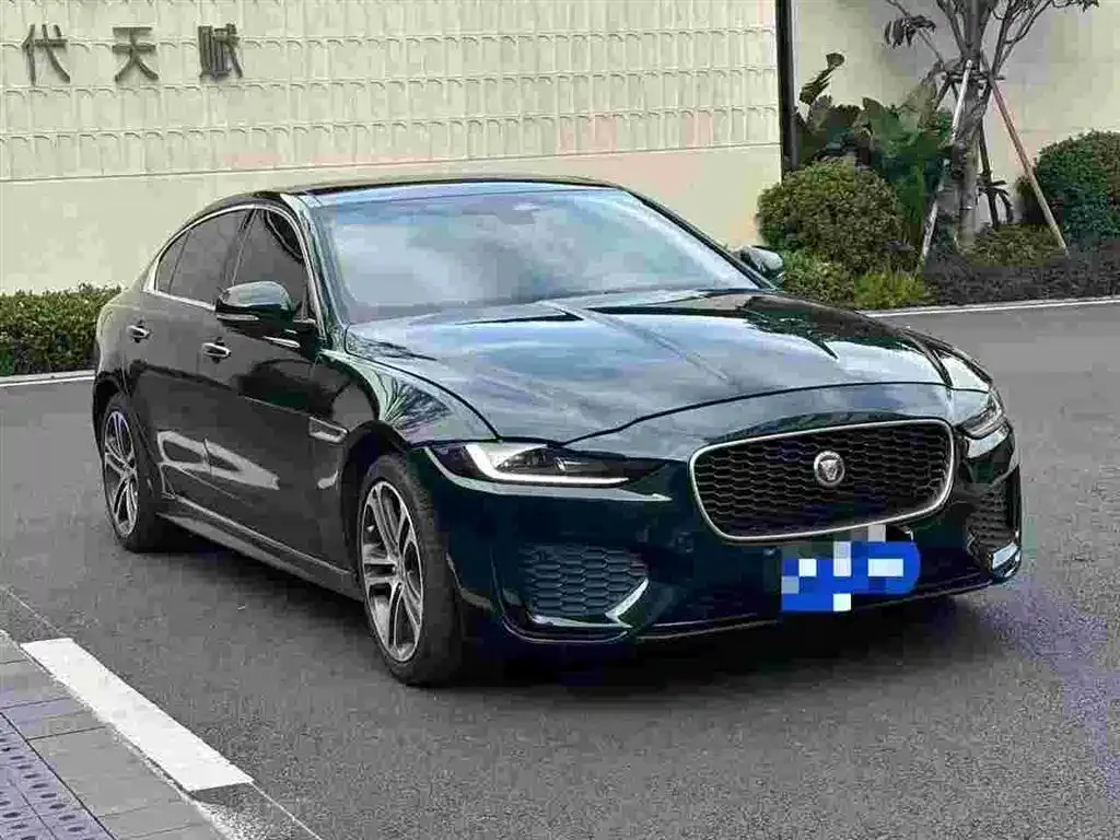 Jaguar XEL — фото 6