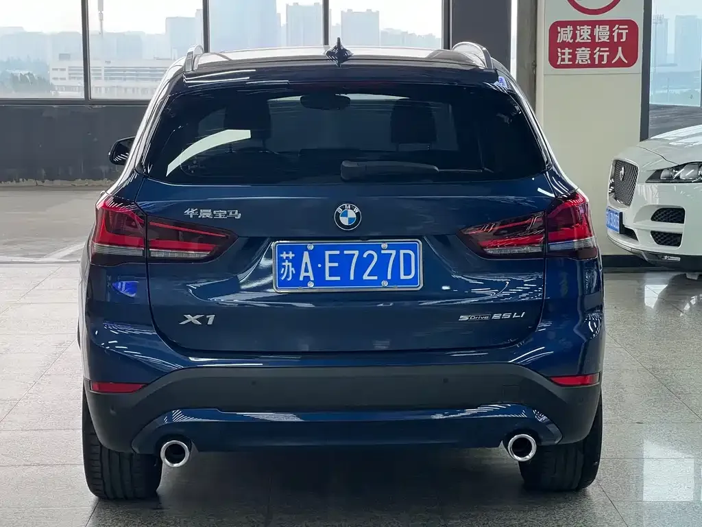 BMW X1 — фото 4