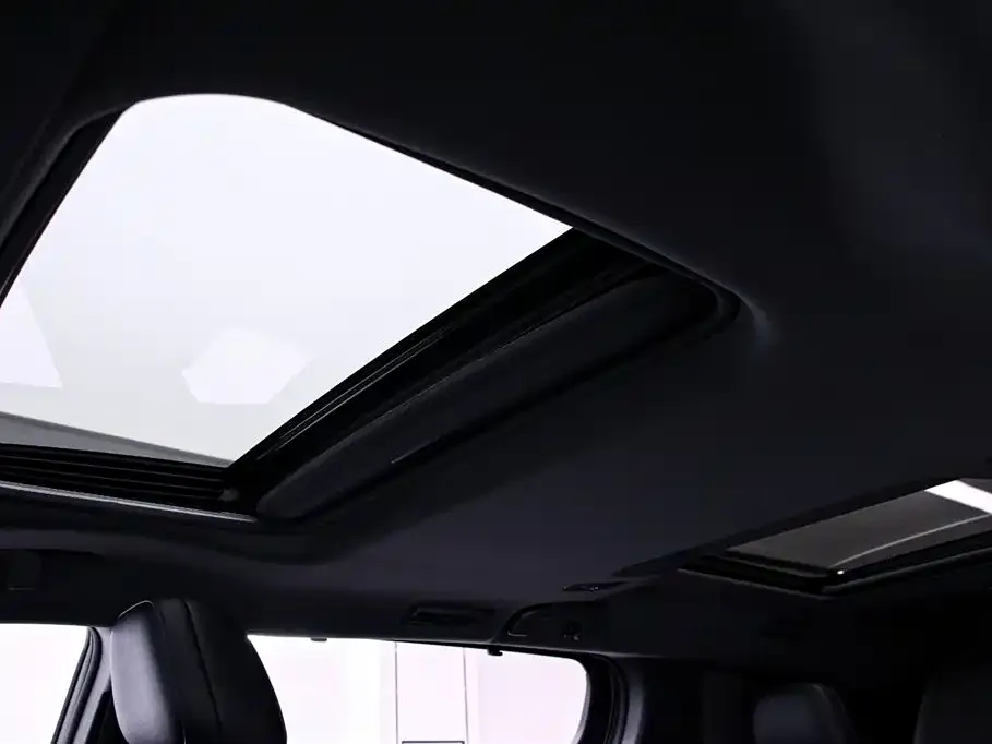 Toyota Granvia — фото 4
