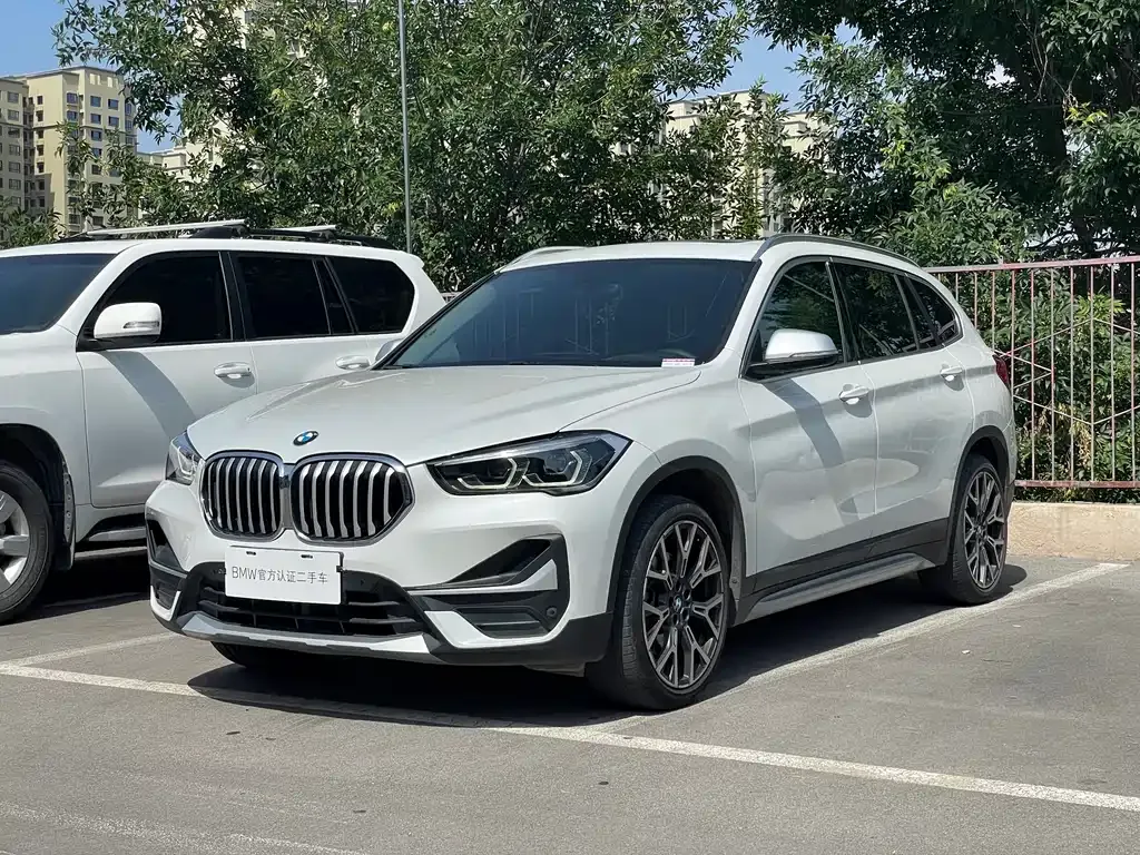 BMW X1 — фото 1