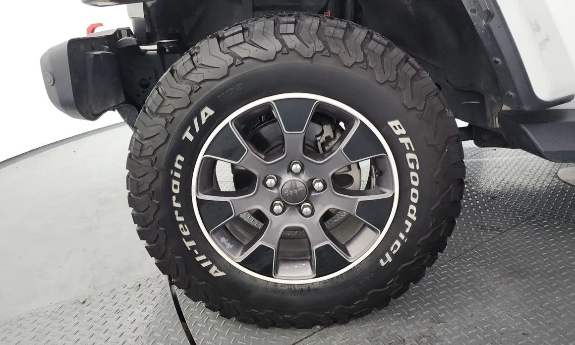 Jeep Wrangler — фото 5