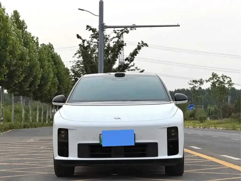 Li Auto i6