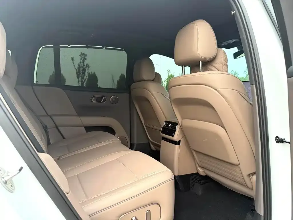 Li Auto i6 2026 из CN, фото 2
