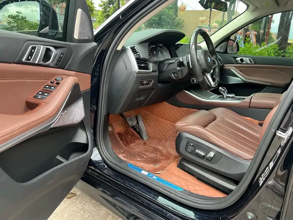 BMW X5 (Import) — фото 3