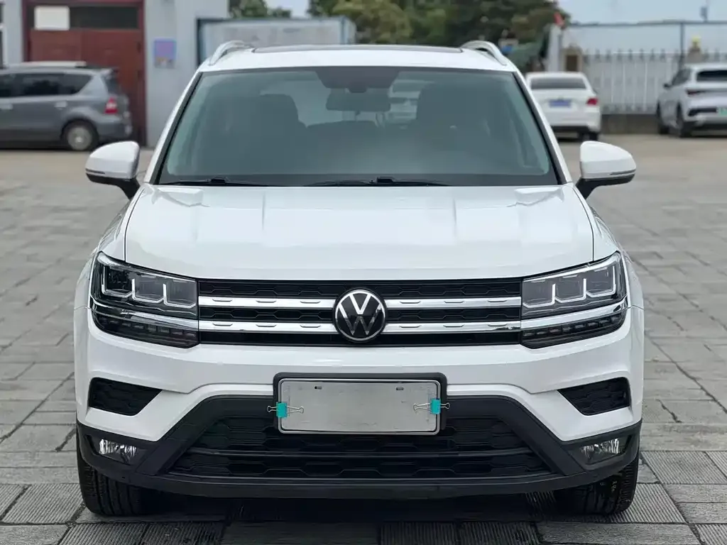 Volkswagen Tharu — фото 5