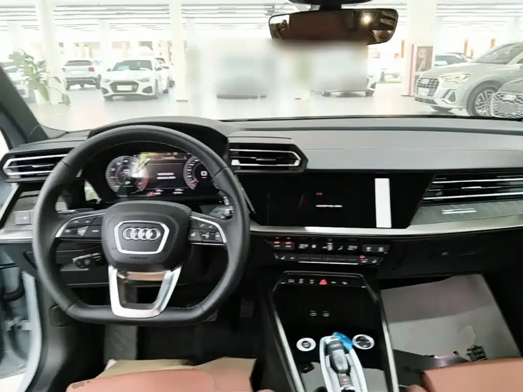 Audi A3 — фото 2