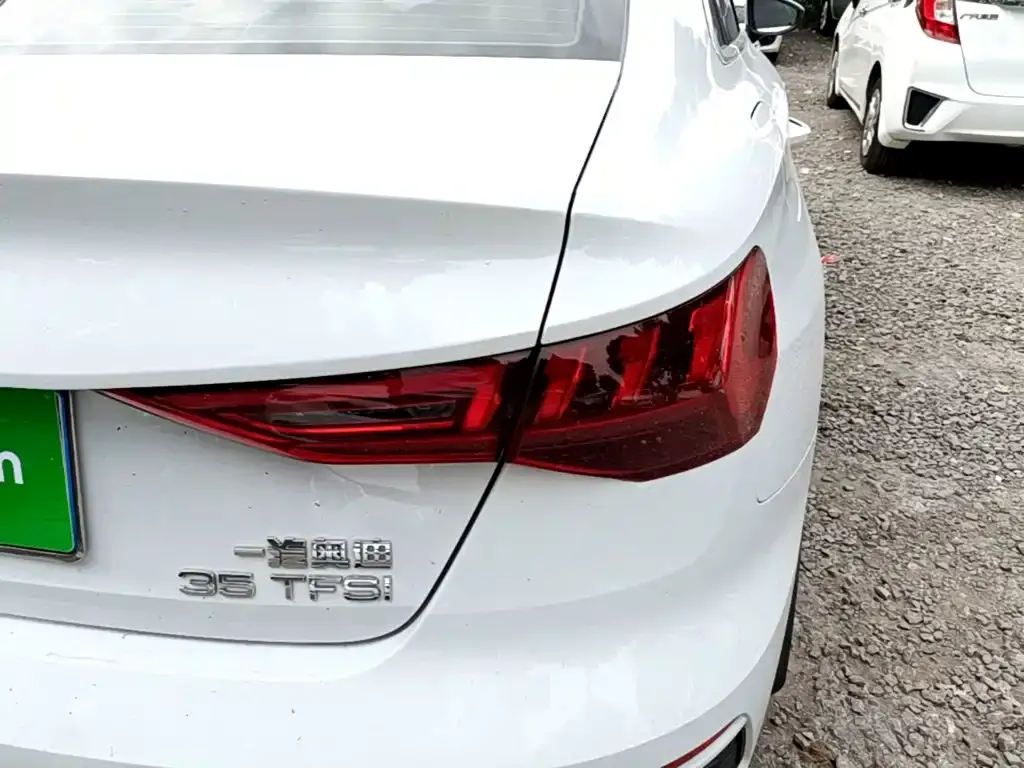 Audi A3 — фото 2