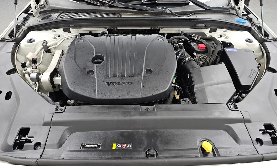 Volvo S90 — фото 10