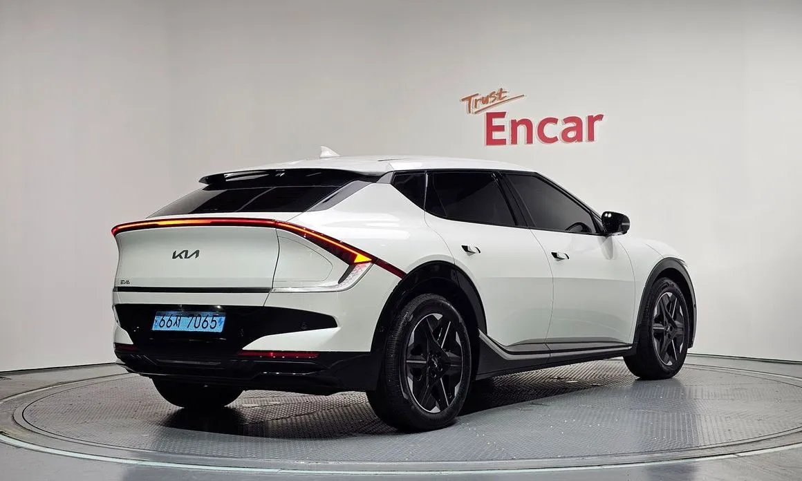 Kia EV6 — фото 4