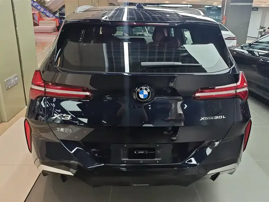 BMW X3 — фото 10