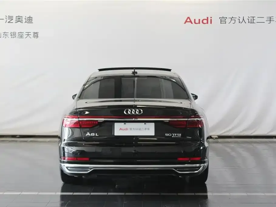 Audi A8 2022 из CN, фото 3