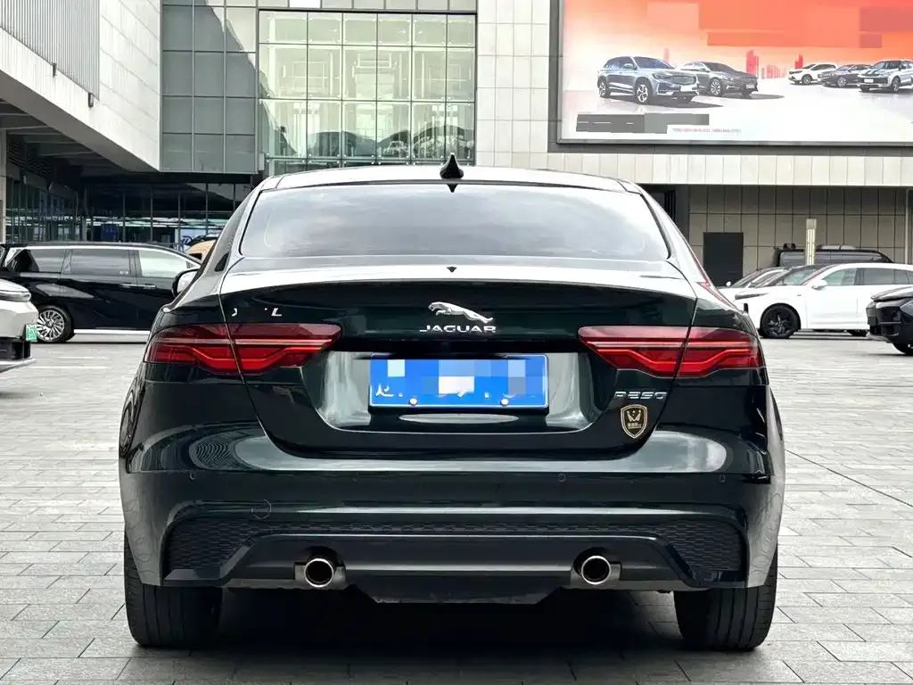 Jaguar XEL — фото 4