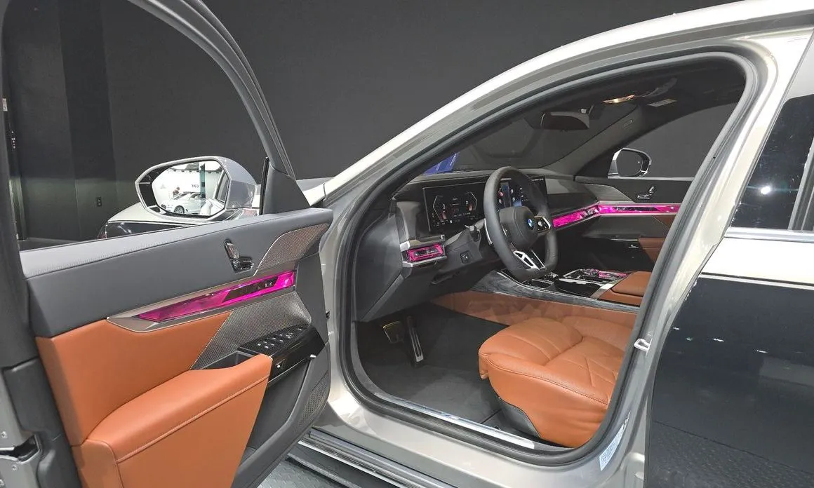 BMW 7-Series 2026 из KR, фото 7