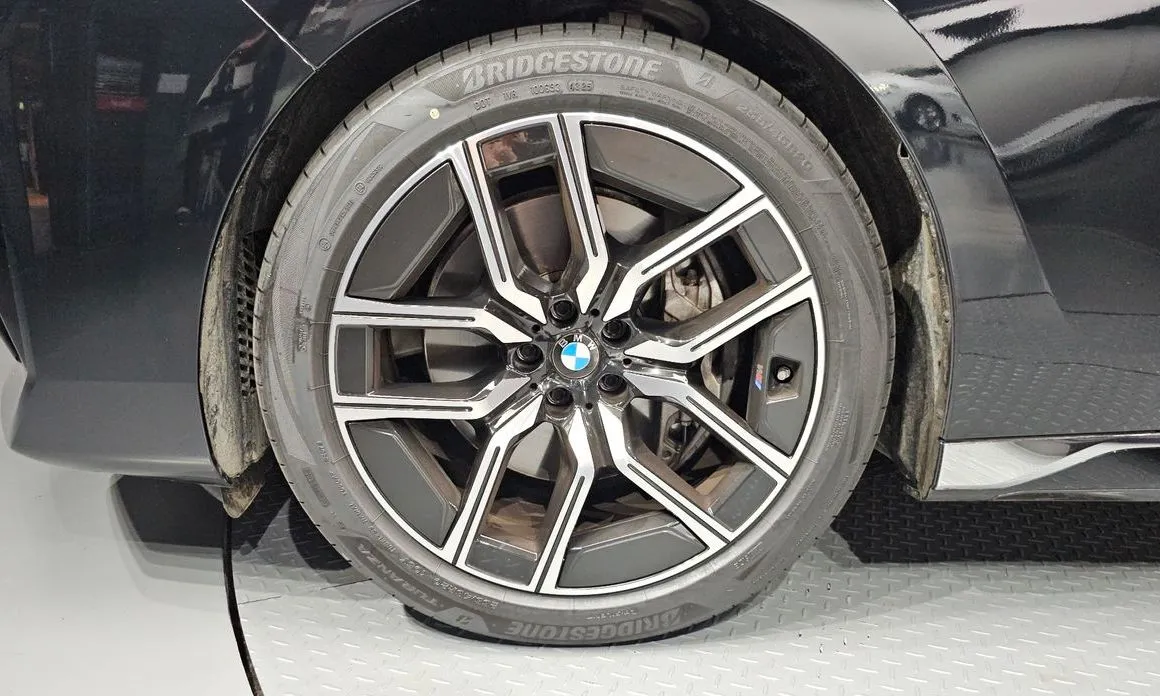 BMW 7-Series 2026 из KR, фото 9
