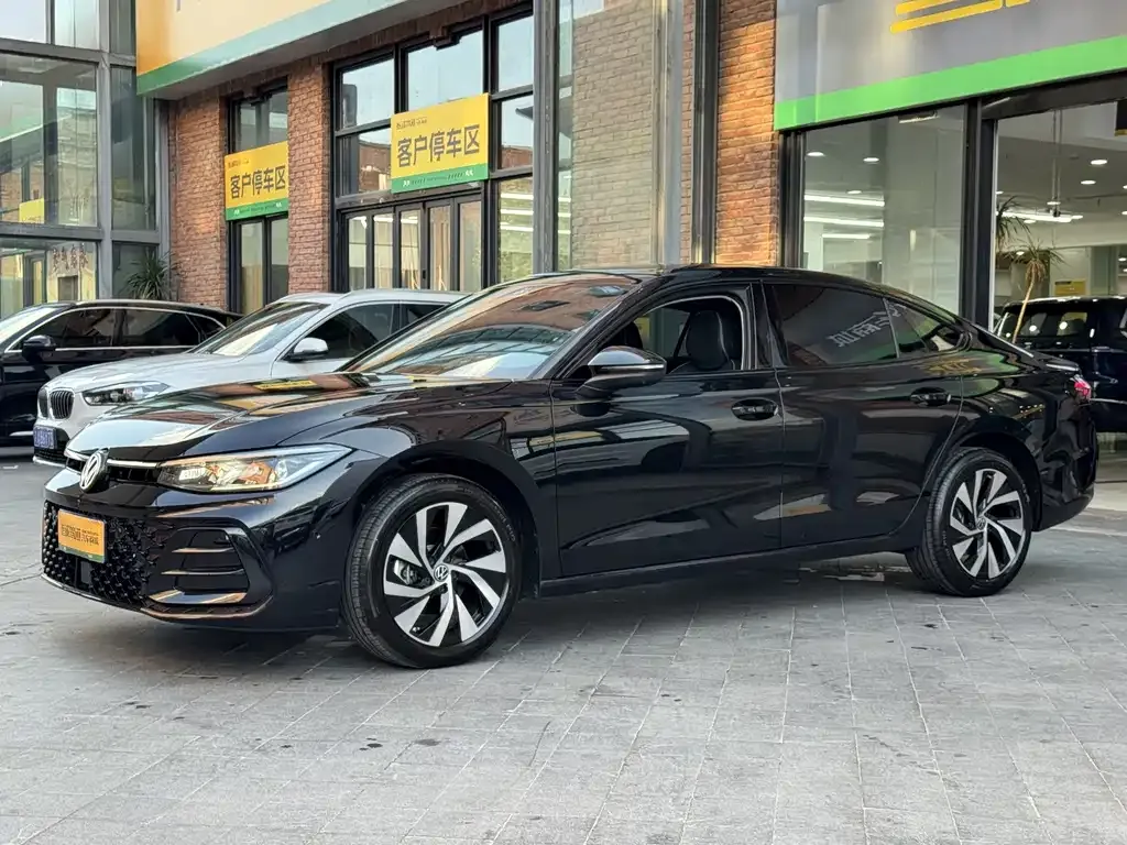 Volkswagen Passat — фото 8