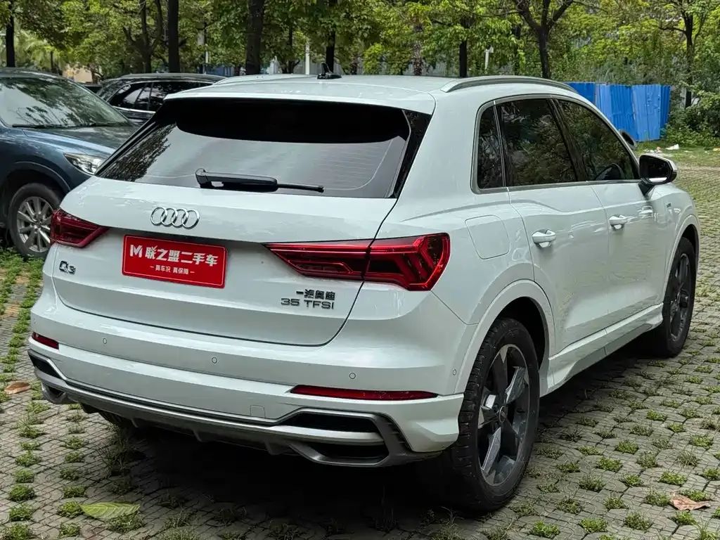 Audi Q3 — фото 7