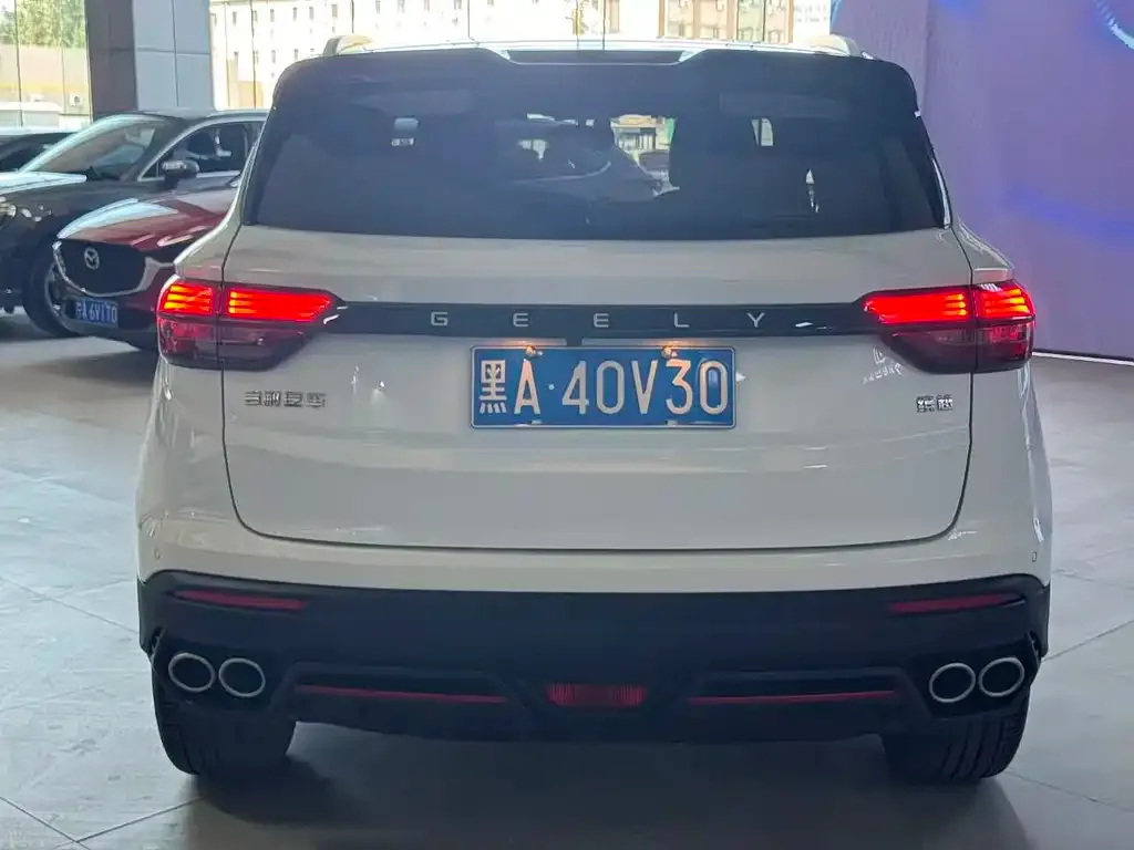 Geely Binyue — фото 10