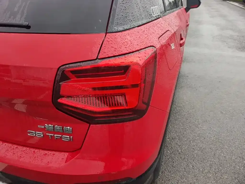 Audi Q2L 2021 из CN, фото 6