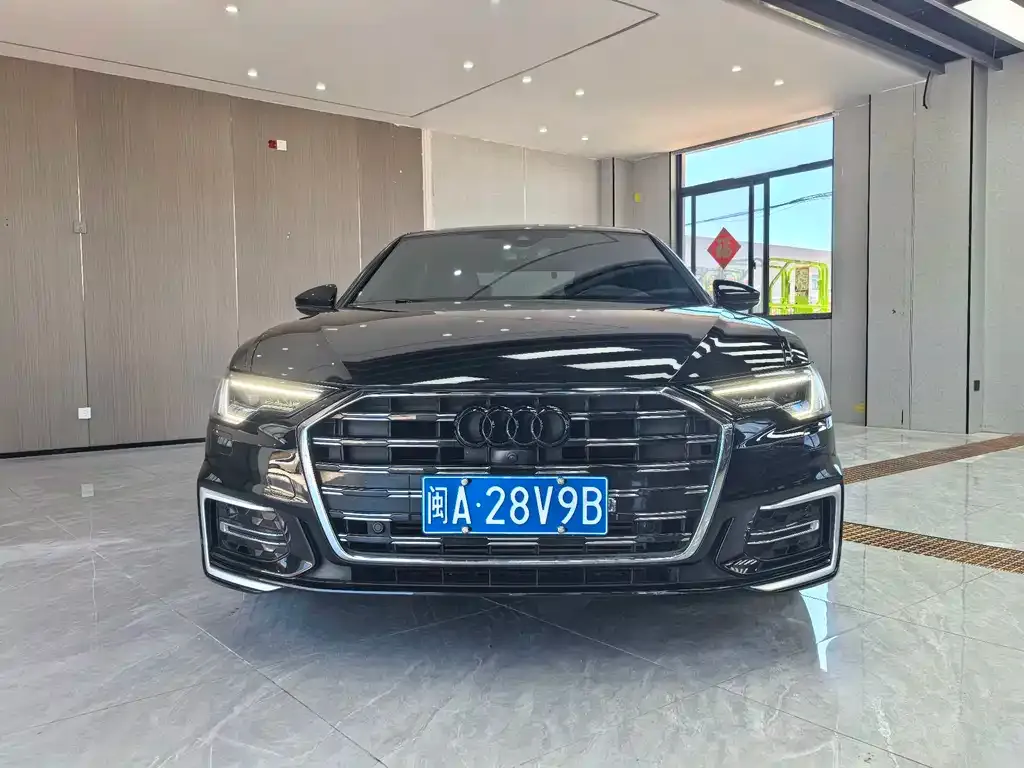 Audi A6L — фото 8