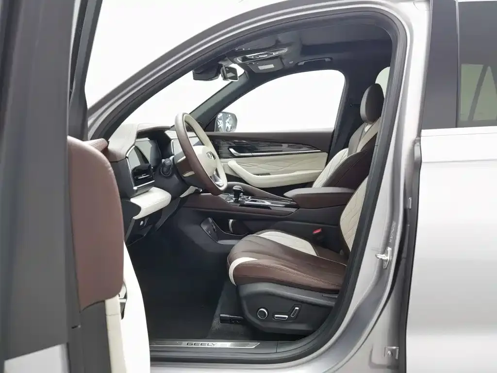 Geely Xingyue L — фото 10