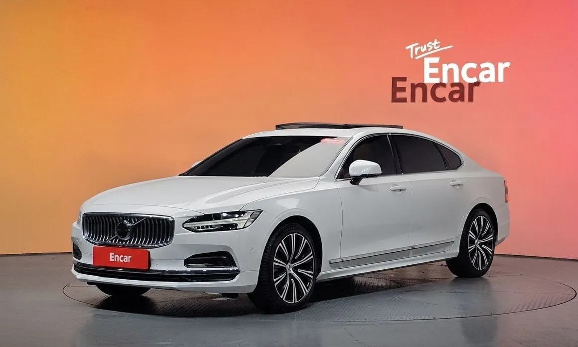 Volvo S90 — фото 1