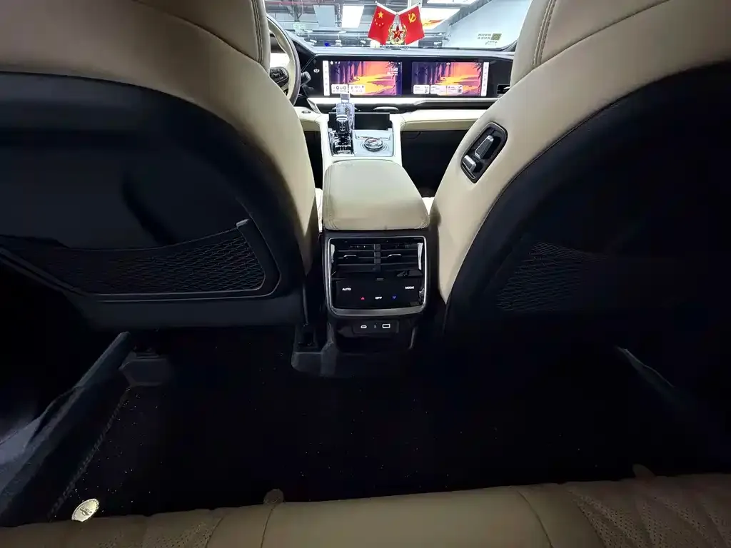 Geely Xingyue L 2025 из CN, фото 2