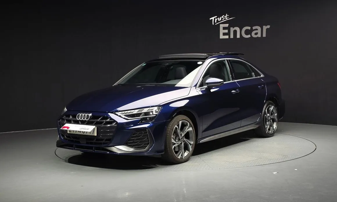 Audi A3 — фото 1