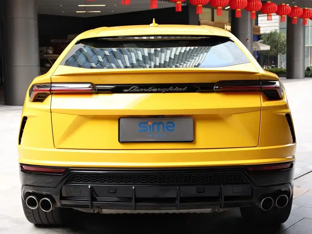 Lamborghini Urus — фото 6