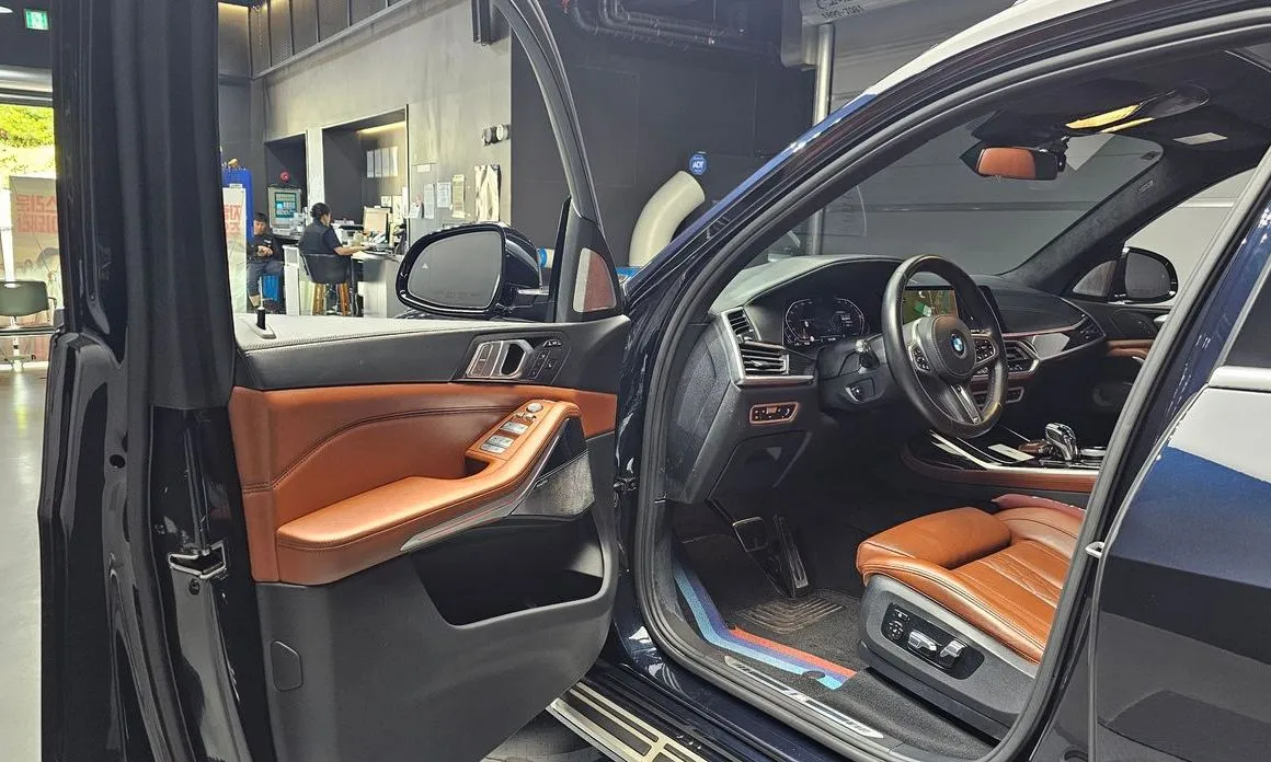BMW X7 2021 из KR, фото 9
