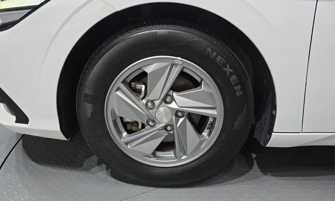 Hyundai AVANTE — фото 6