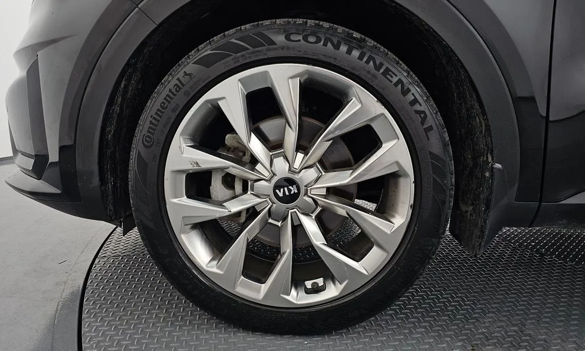 Kia Sorento — фото 7