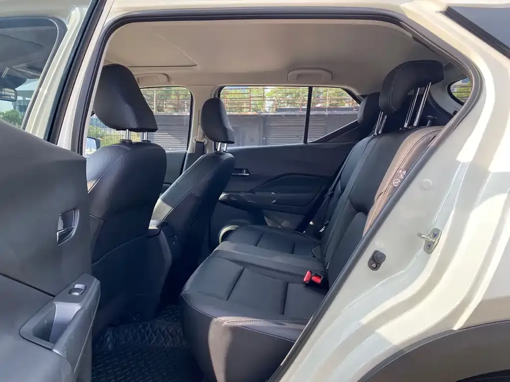 Nissan Kicks — фото 9