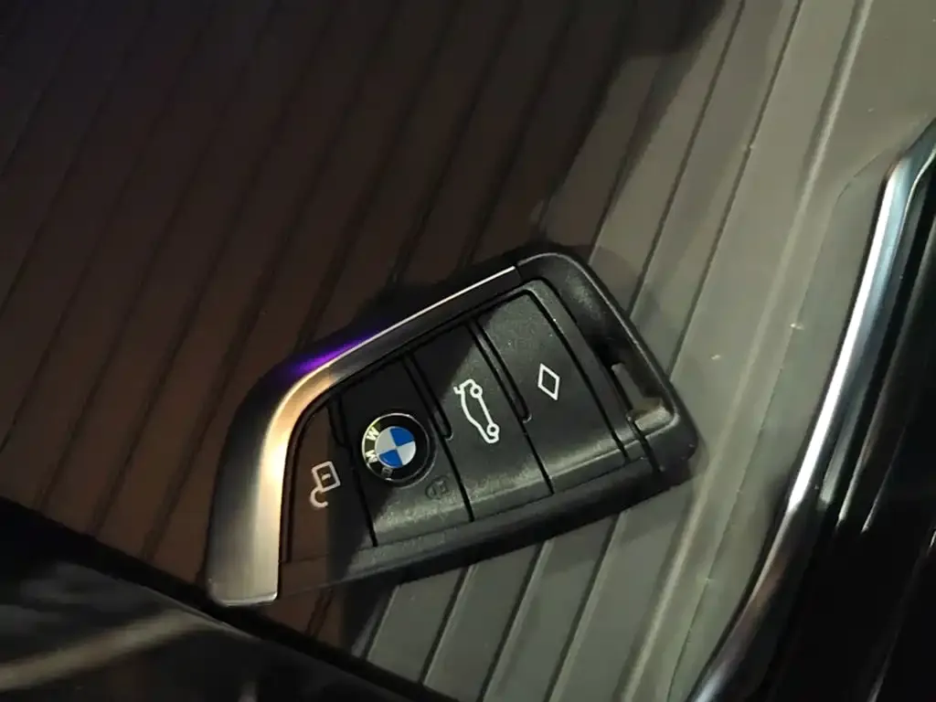 BMW X3 — фото 3
