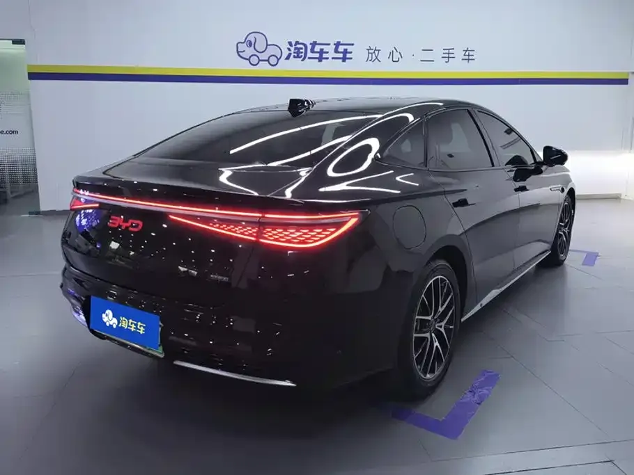 BYD Seal 07 DM-i — фото 3