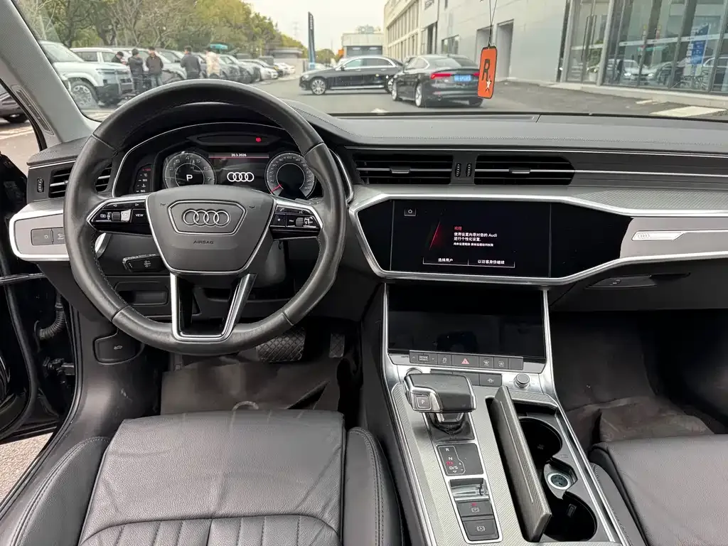 Audi A6L 2021 из CN, фото 5