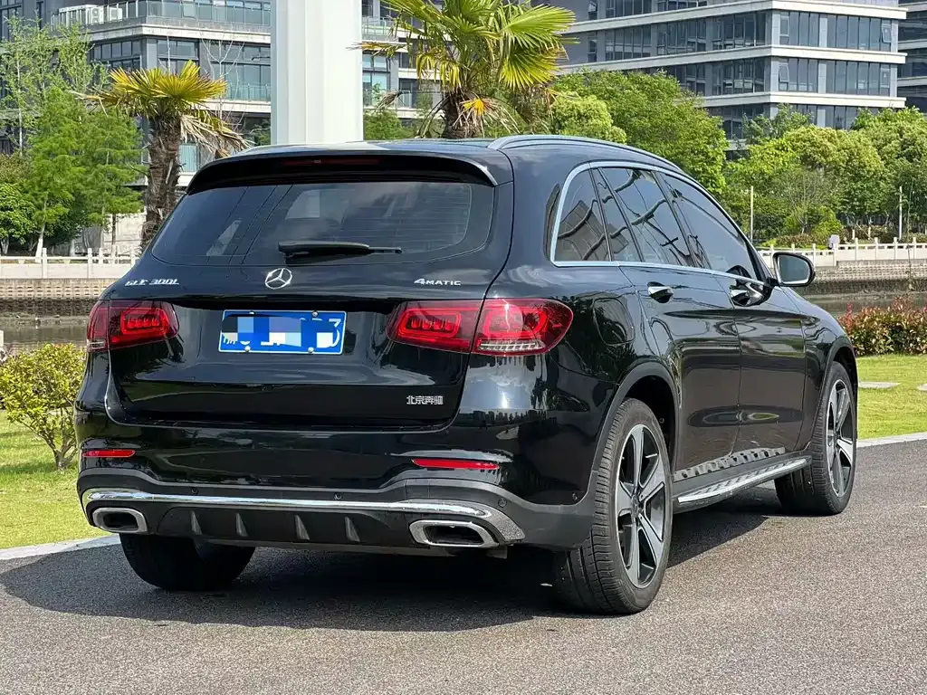 Mercedes-Benz GLC — фото 8