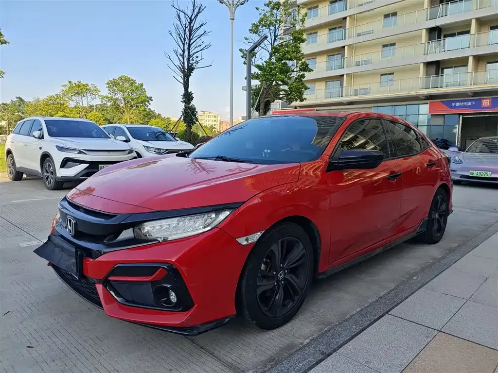 Honda Civic — фото 1