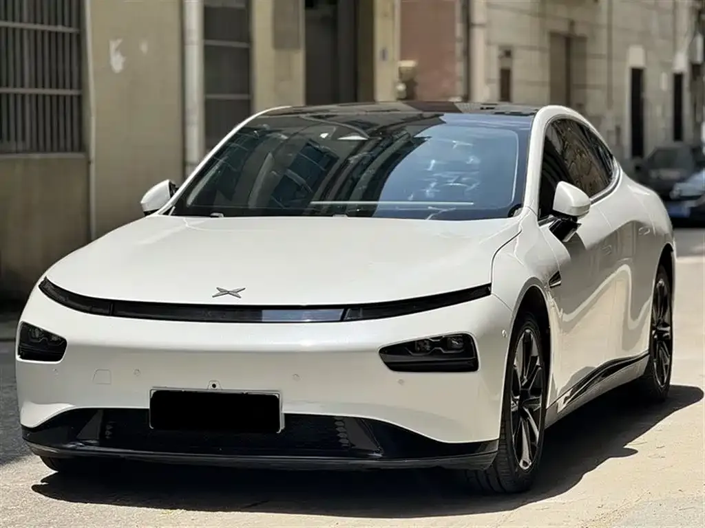 XPeng P7