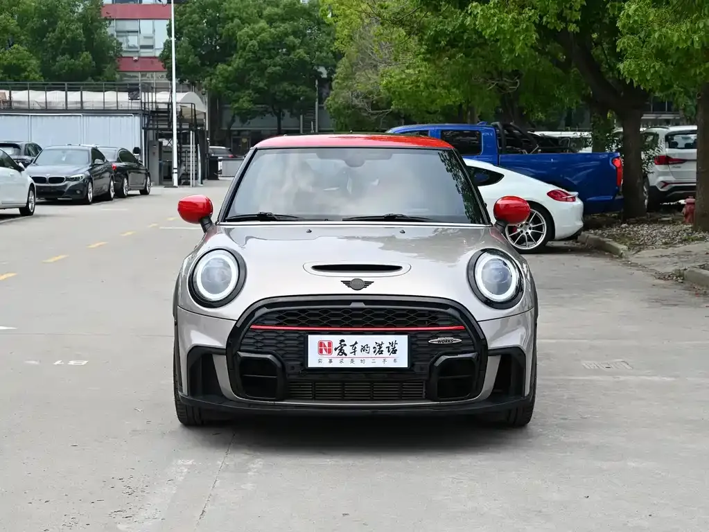 MINI JCW (John Cooper Works) — фото 7